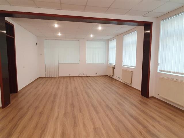 Calea Calarasilor, Hala Traian, spatiu birouri, contorizat.