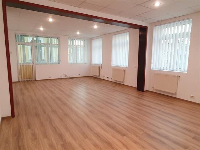 Calea Calarasilor, Hala Traian, spatiu birouri, contorizat.
